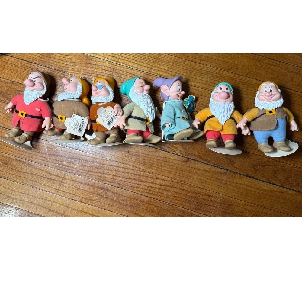 Vintage Disney Seven Dwarfs‎ Flocked PVC Figures Set Snow White Collectibles